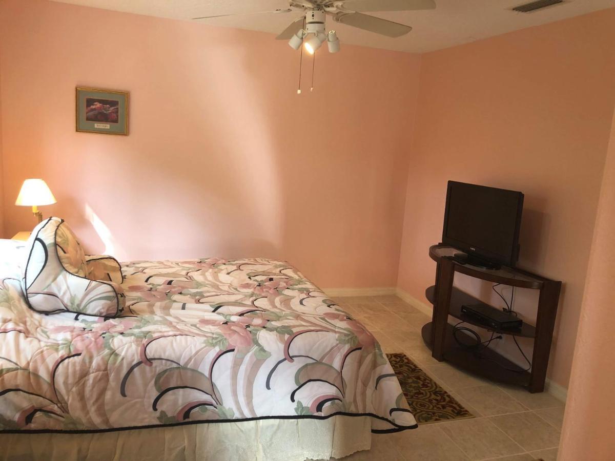 Beautiful Quiet Studio!! Sarasota Luaran gambar